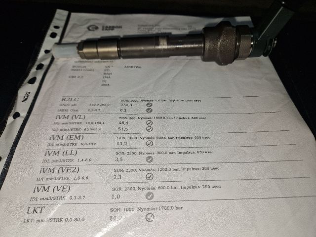 bontott BMW 3 E90 Porlasztó (1 db)