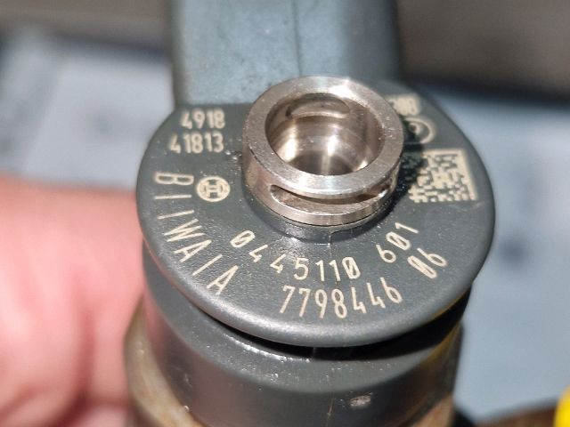 bontott BMW 3 E90 Porlasztó (1 db)