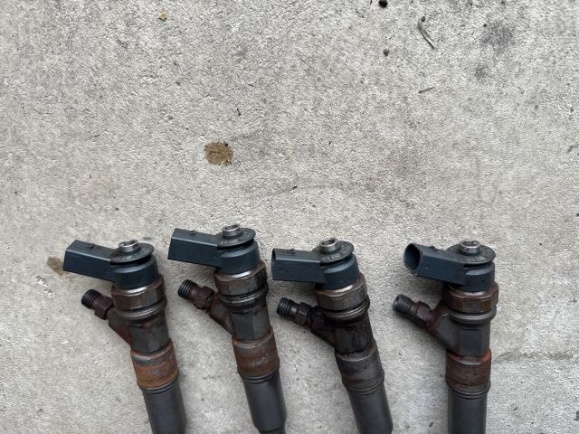 bontott BMW 3 E90 Porlasztó (1 db)