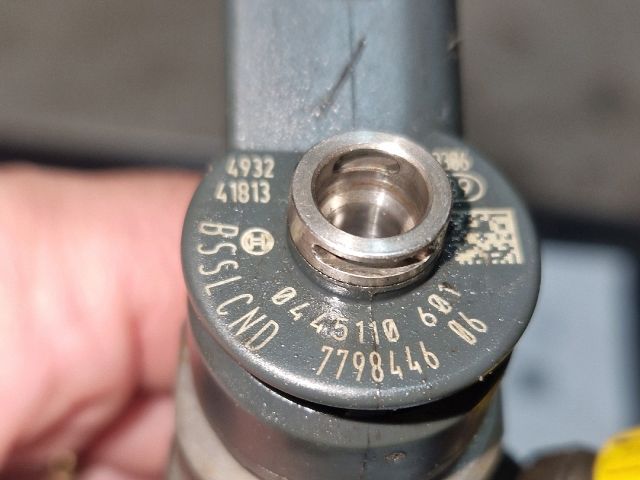 bontott BMW 3 E90 Porlasztó (1 db)