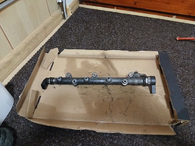 bontott BMW 3 E90 Porlasztó Sor / Híd