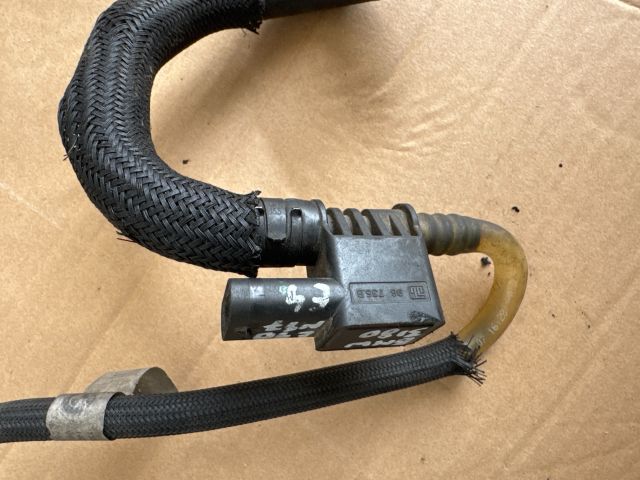 bontott BMW 3 E90 Tankbetöltő Cső Burkolat