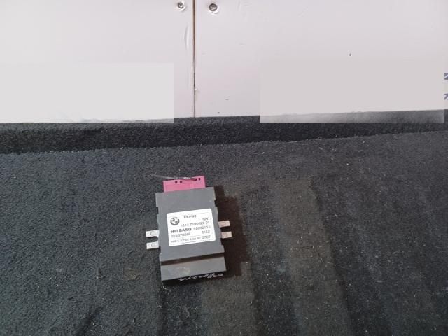 bontott BMW 3 E90 Üzemanyag Szivattyú Relé