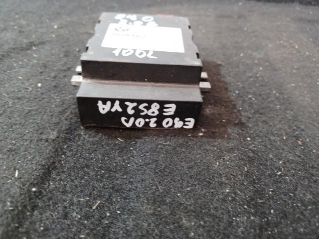 bontott BMW 3 E90 Üzemanyag Szivattyú Relé