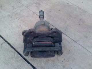 bontott BMW 3 E90 Bal hátsó Féknyereg Munkahengerrel