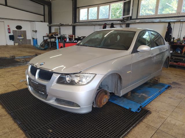 bontott BMW 3 E90 Fékrásegítő