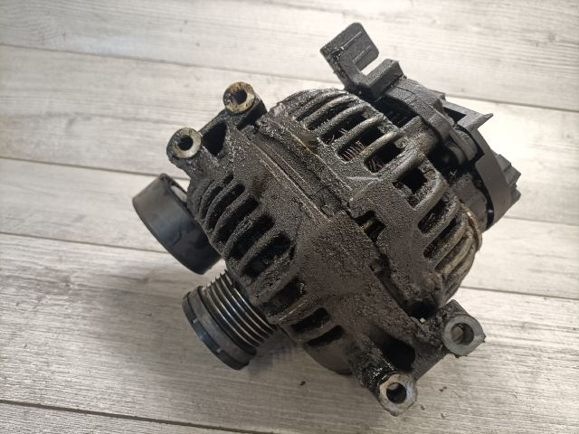 bontott BMW 3 E90 Generátor