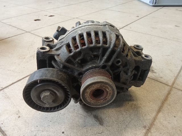 bontott BMW 3 E90 Generátor