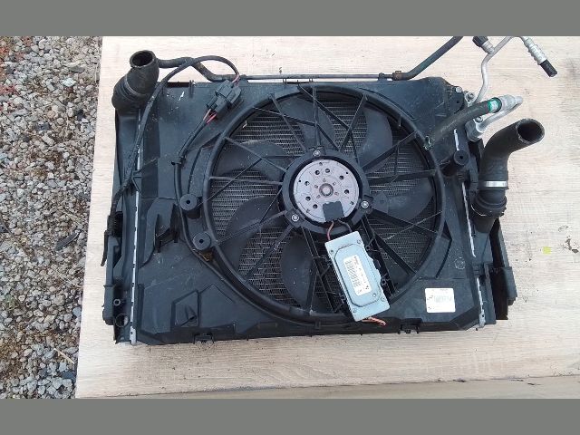 bontott BMW 3 E90 Hűtő Ventilátor(ok), Radiátor(ok) Szett