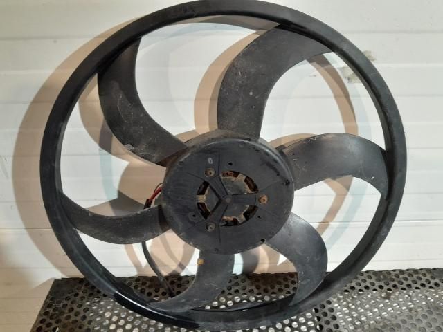 bontott BMW 3 E90 Hűtőventilátor