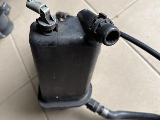 bontott BMW 3 E90 Kiegyenlítő Tartály