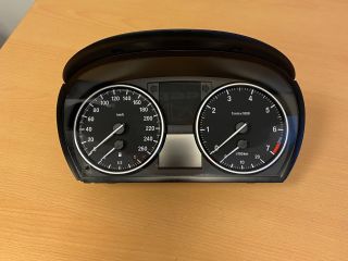 bontott BMW 3 E90 Kilométeróra