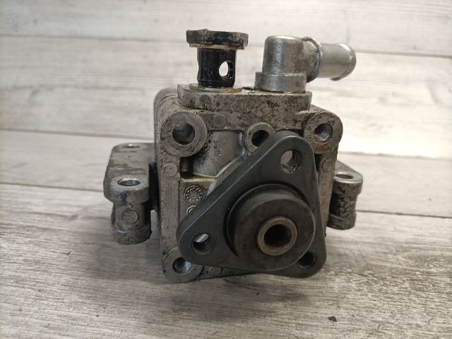 bontott BMW 3 E90 Kormányszervó Motor (Hidraulikus)