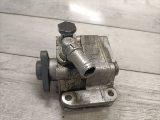 bontott BMW 3 E90 Kormányszervó Motor (Hidraulikus)