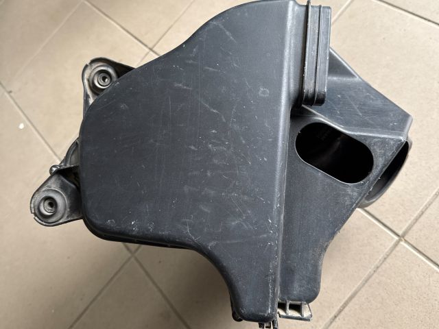 bontott BMW 3 E90 Légszűrő Ház