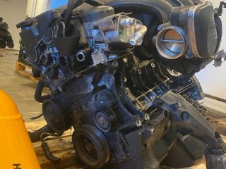 bontott BMW 3 E90 Motor (Fűzött blokk hengerfejjel)