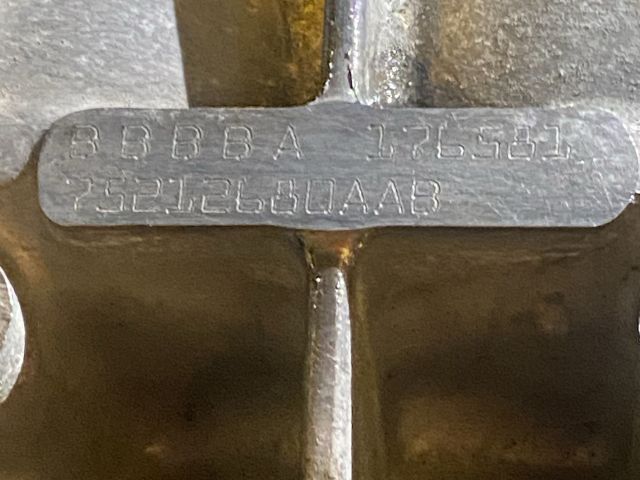 bontott BMW 3 E90 Motor (Fűzött blokk hengerfejjel)