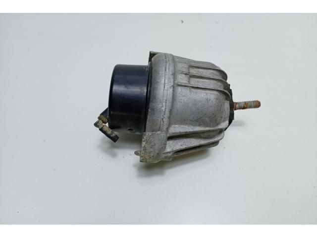 bontott BMW 3 E90 Motor Tartó Bak (Pozíciófüggetlen)