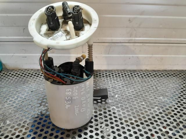 bontott BMW 3 E90 Üzemanyag Szivattyú