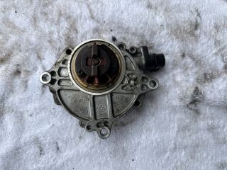 bontott BMW 3 E90 Vákumpumpa