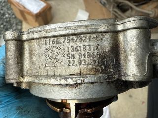 bontott BMW 3 E90 Vákumpumpa