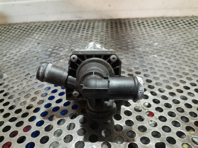 bontott BMW 3 E90 Vízpumpa