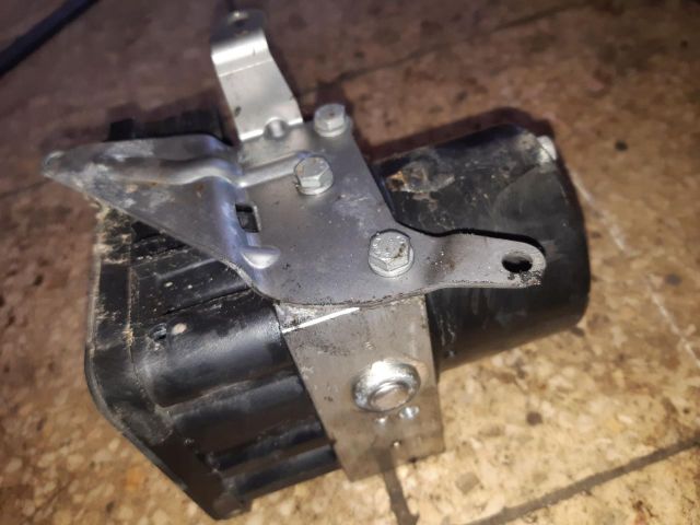 bontott BMW 3 E90 ABS Kocka