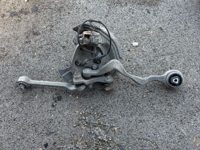 bontott BMW 3 E90 Bal első Csonkállvány Kerékaggyal