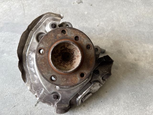 bontott BMW 3 E90 Bal első Csonkállvány Kerékaggyal