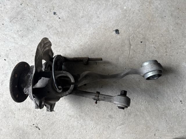 bontott BMW 3 E90 Bal első Csonkállvány Kerékaggyal