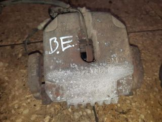 bontott BMW 3 E90 Bal első Féknyereg Munkahengerrel