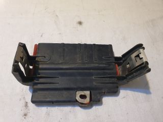 bontott BMW 3 E90 Biztosítéktábla Motortér