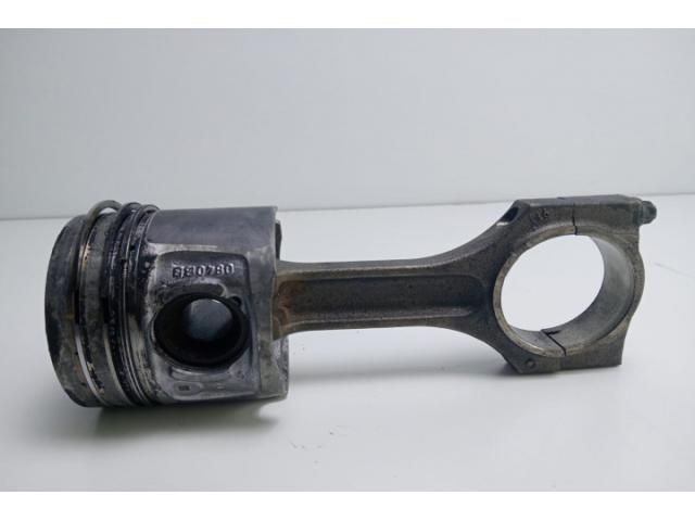 bontott BMW 3 E90 Dugattyú és Hajtókar