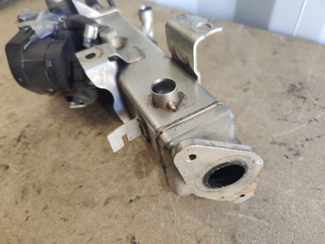 bontott BMW 3 E90 EGR / AGR Vákum Szelep