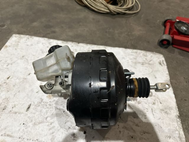 bontott BMW 3 E90 Fékrásegítő