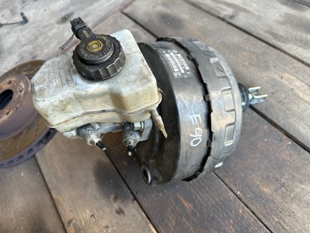 bontott BMW 3 E90 Fékrásegítő