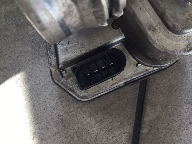 bontott BMW 3 E90 Fojtószelep (Elektromos)