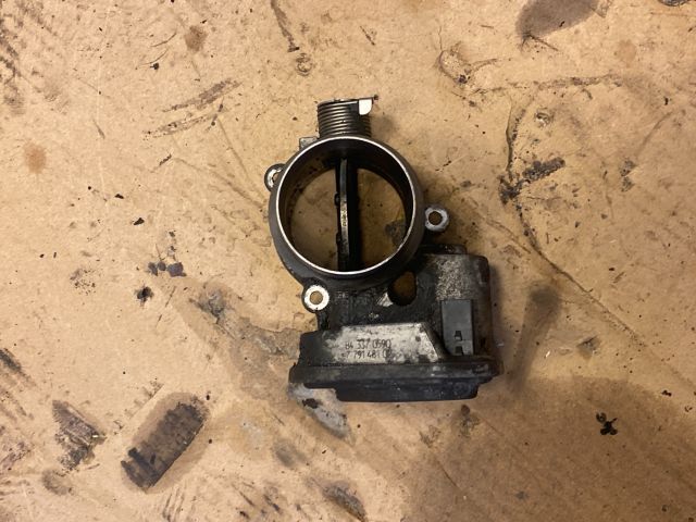 bontott BMW 3 E90 Fojtószelep (Elektromos)