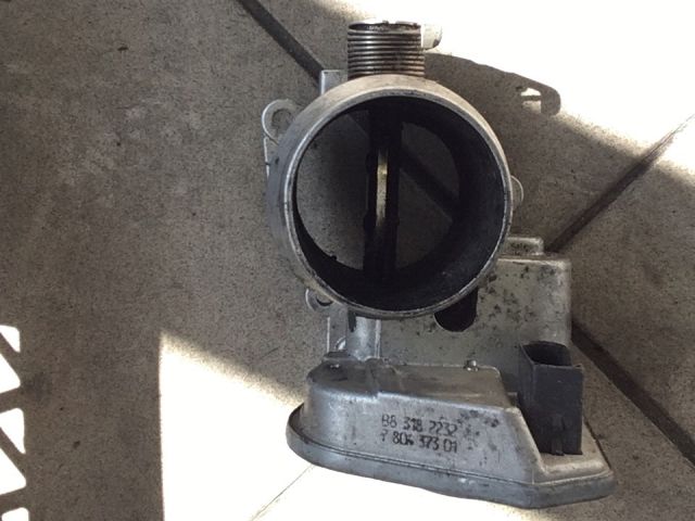 bontott BMW 3 E90 Fojtószelep (Elektromos)