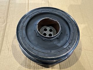 bontott BMW 3 E90 Főtengely Szíjtárcsa