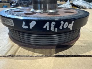 bontott BMW 3 E90 Főtengely Szíjtárcsa