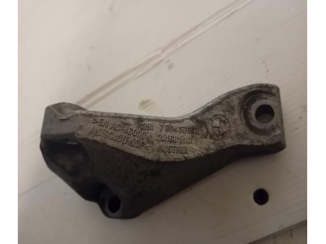 bontott BMW 3 E90 Generátor Tartó Bak