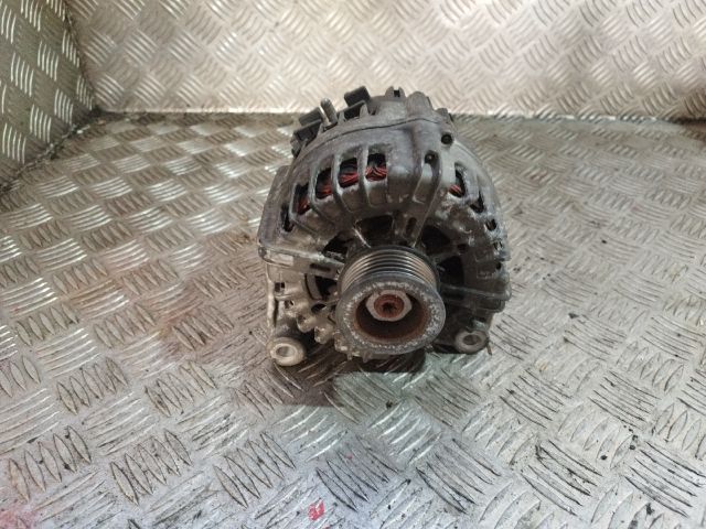 bontott BMW 3 E90 Generátor