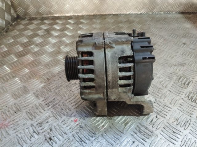 bontott BMW 3 E90 Generátor