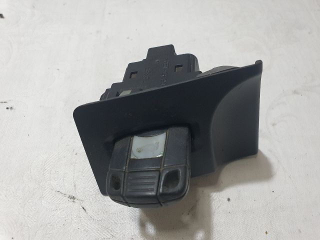 bontott BMW 3 E90 Gyújtáskapcsoló Házzal