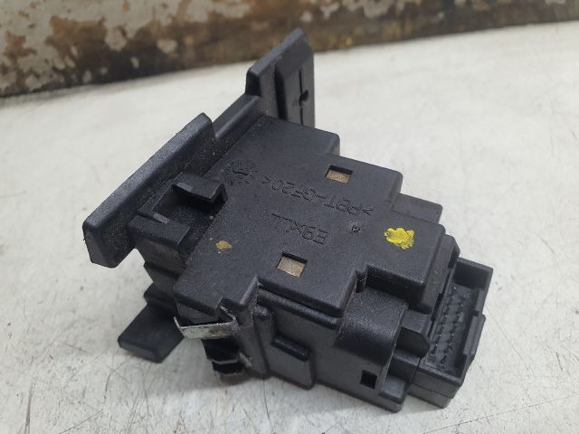 bontott BMW 3 E90 Gyújtáskapcsoló Házzal