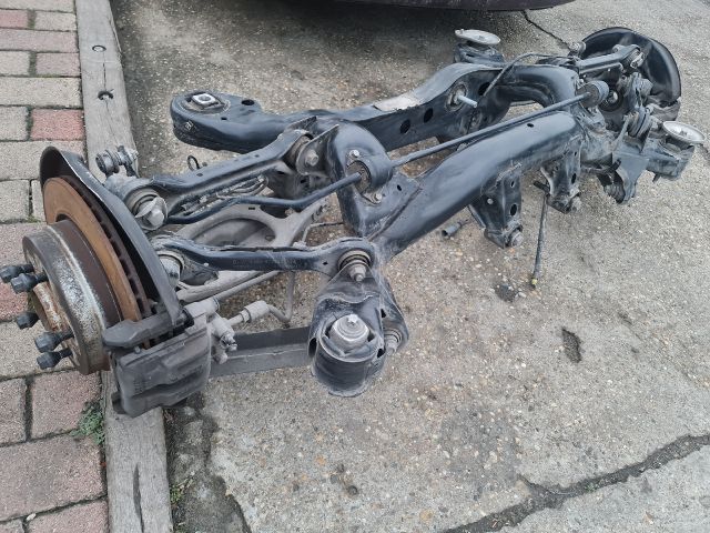 bontott BMW 3 E90 Hátsó Futómű (Részeivel)