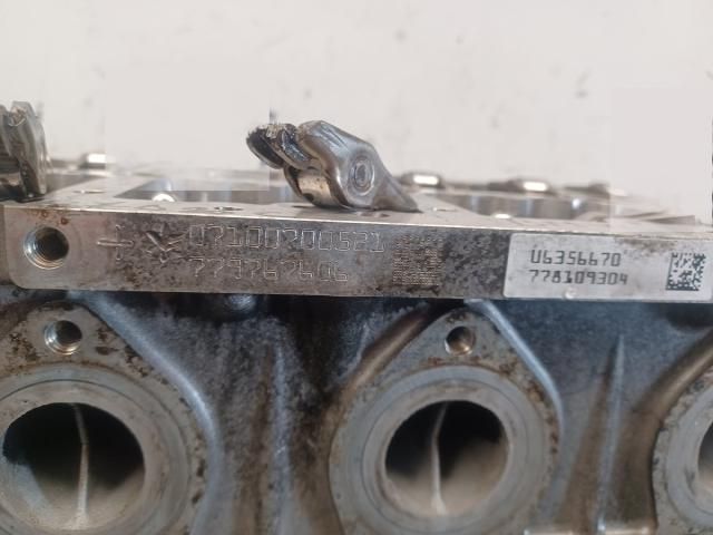 bontott BMW 3 E90 Hengerfej