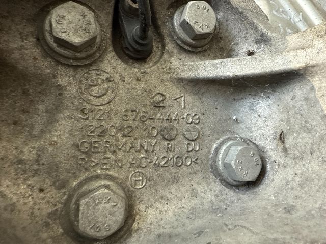 bontott BMW 3 E90 Jobb első Csonkállvány Kerékaggyal