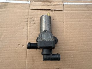 bontott BMW 3 E90 Kiegészítő Vízszivattyú